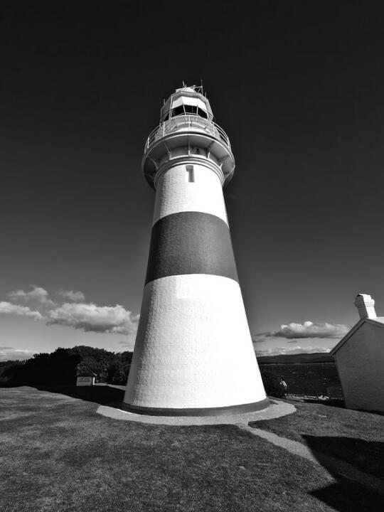 low head lighthouse tasmania