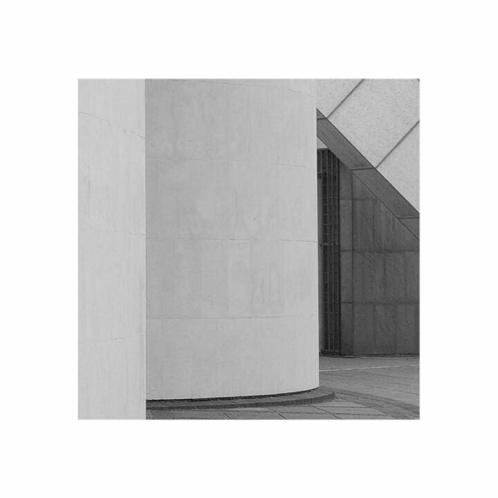 minimalism architecture round walls
