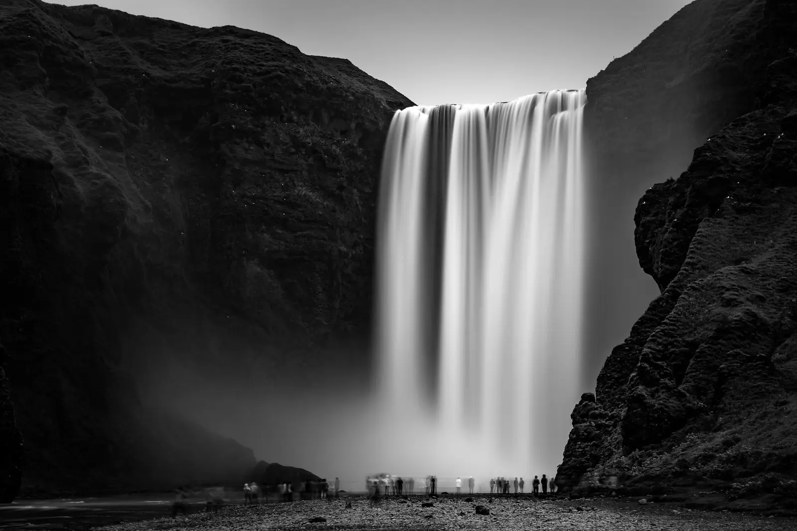15 Amazing Black & White Landscape Photos That Will Leave You in Awe ...