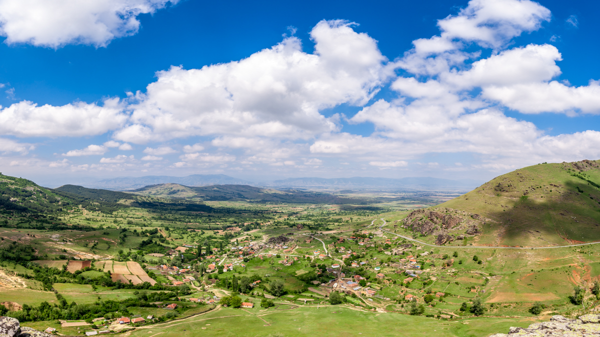 One of the villages in the Mariovo region. Photo by Dzvonko Petrovski, all rights reserved.