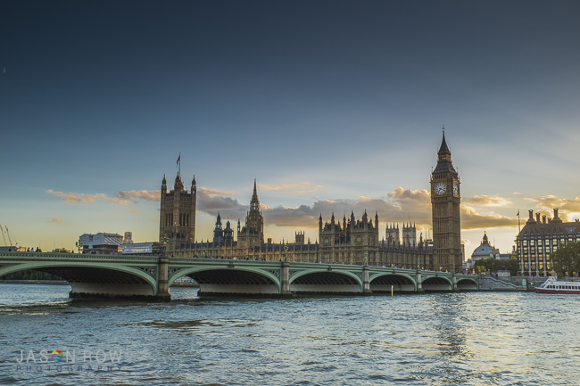 Parliament and Big Ben at Sunset and dusk in central London