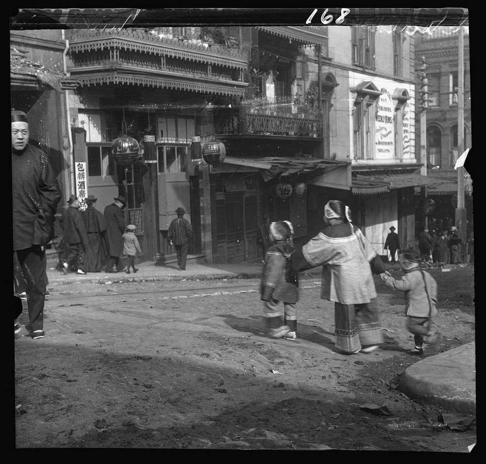 The crossing, Chinatown, San Francisco