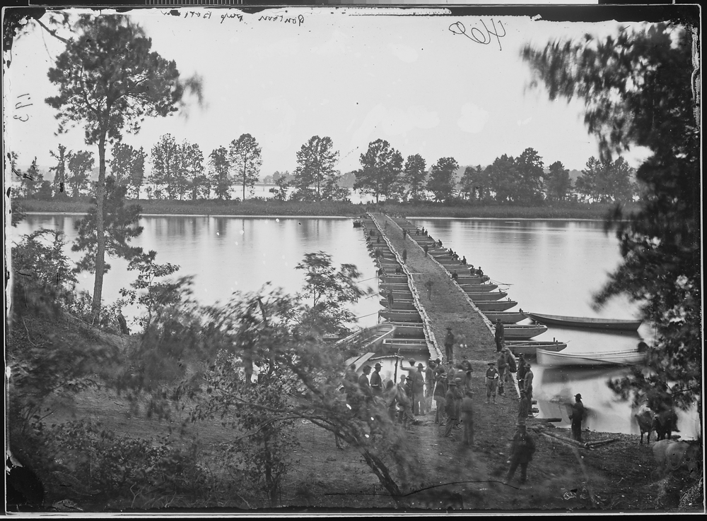 Pontoon bridge, Deep Bottom, James River, Va