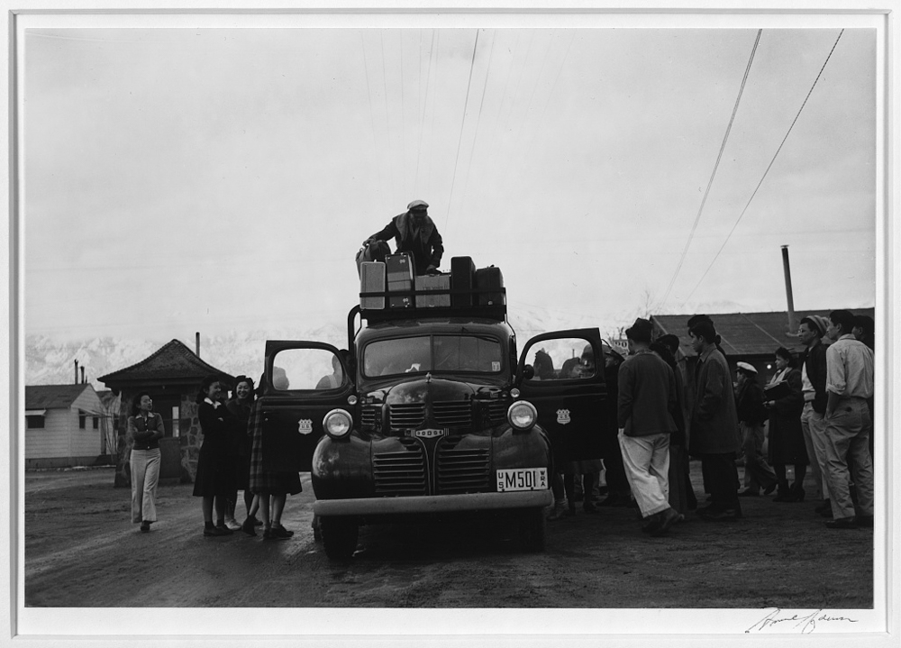 Relocation: Packing up, Manzanar Relocation Center