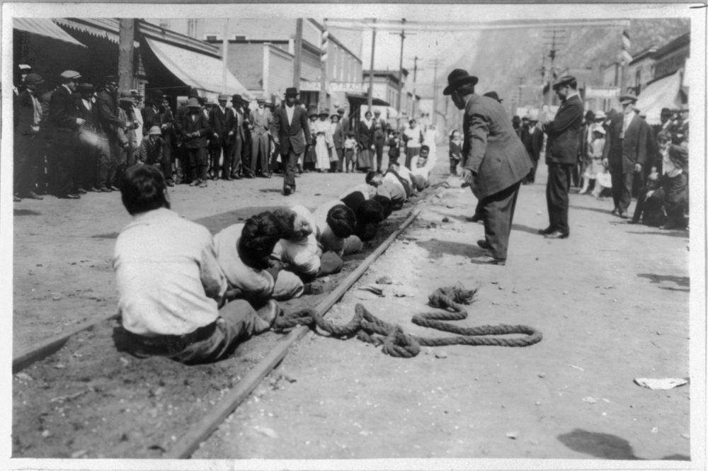 Tug-of-war, Fourth of July