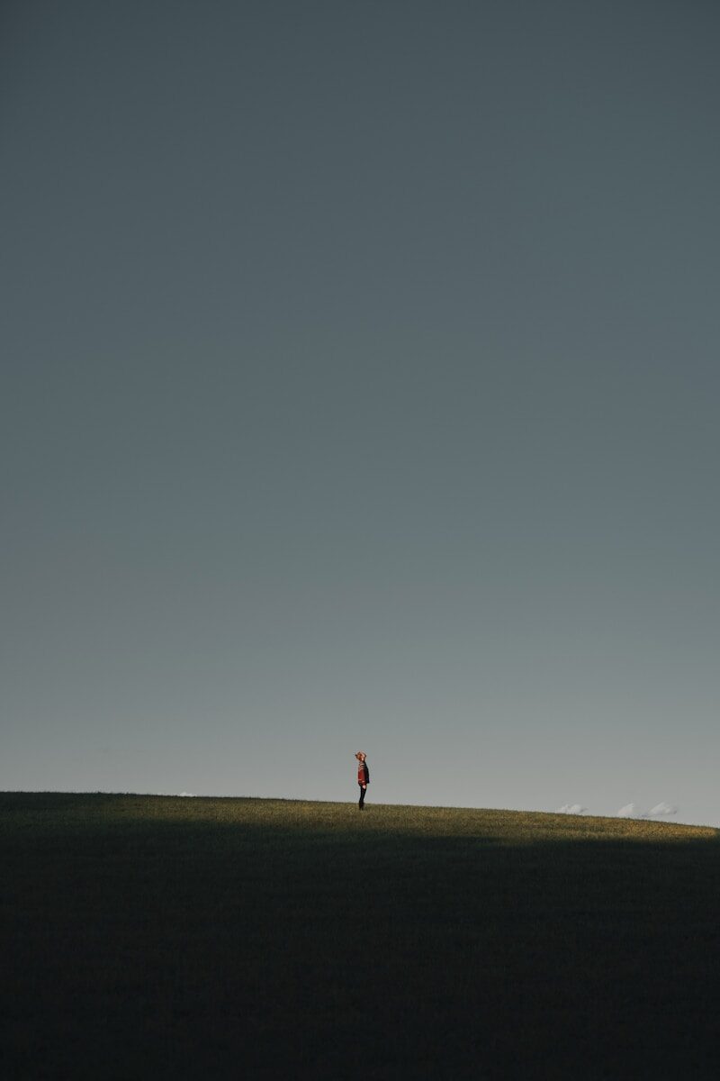 Negative-space composition example