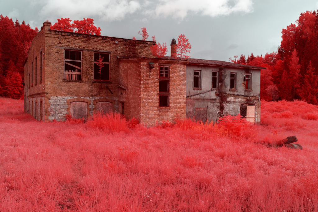 pierre-louis ferrer infrared house abandoned
