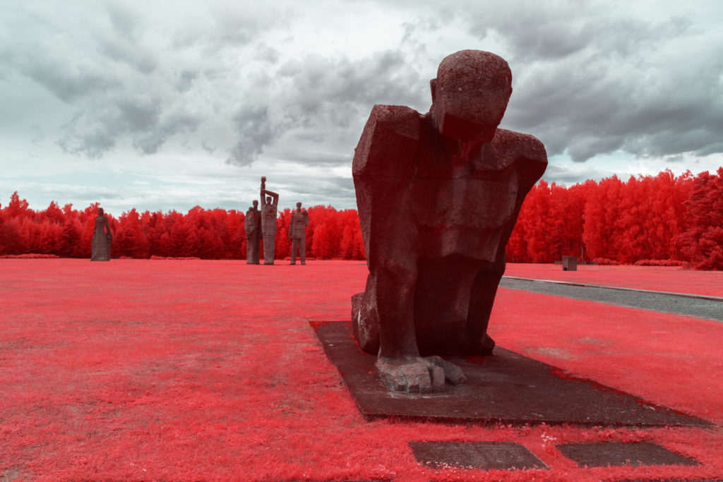 pierre-louis ferrer infrared statue