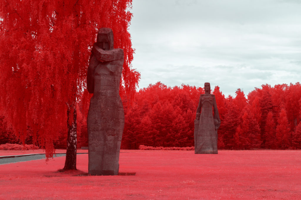 pierre-louis ferrer infrared statues
