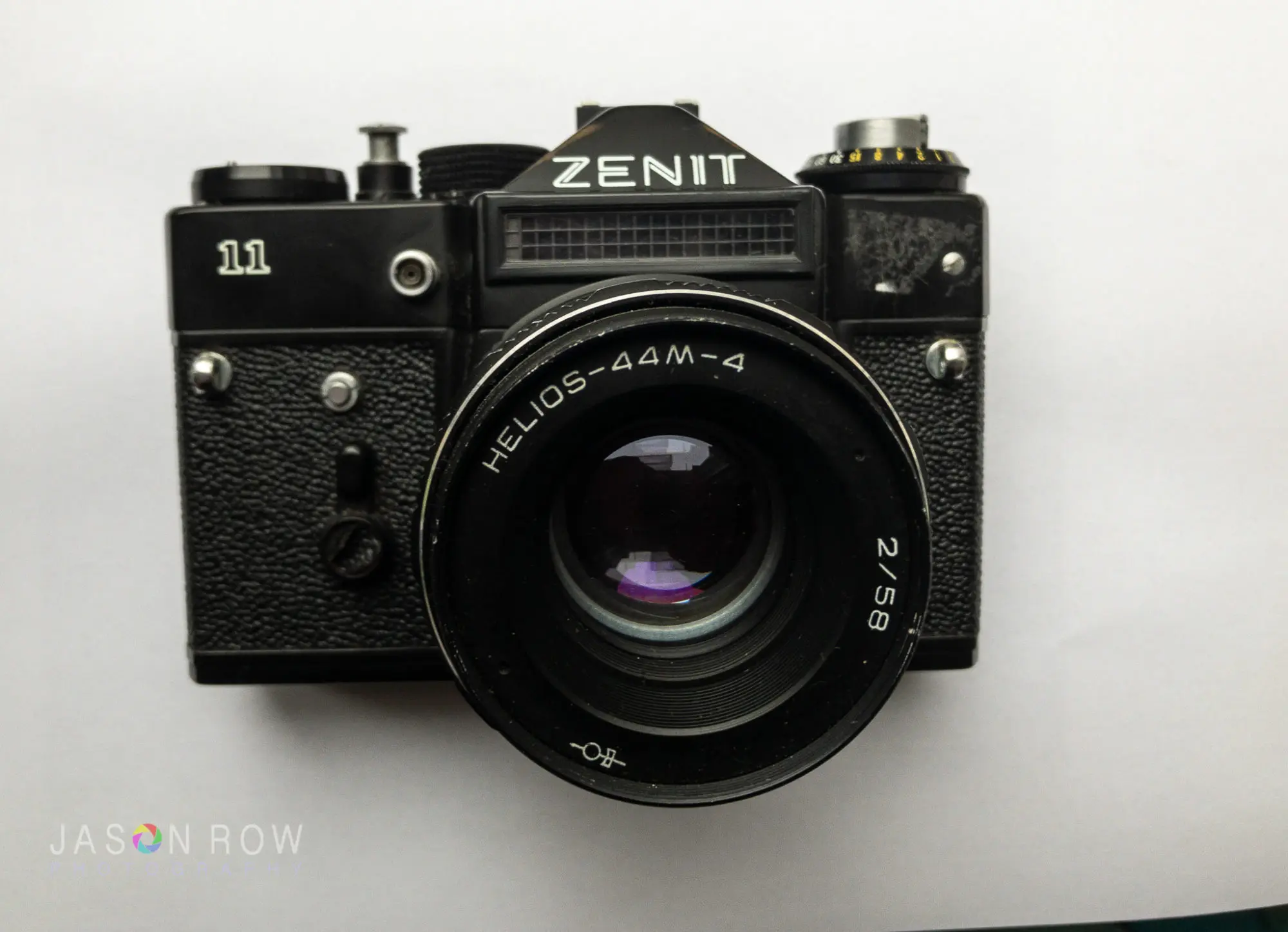 Let's Get Nostalgic With A Zenit 11 Review | Light Stalking
