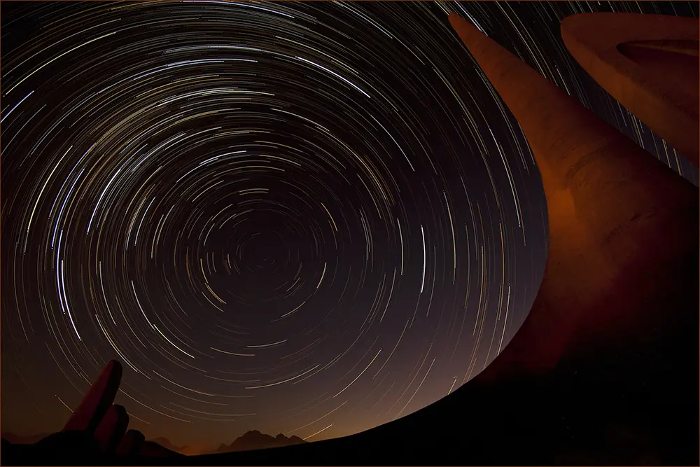 star trails night sky photography