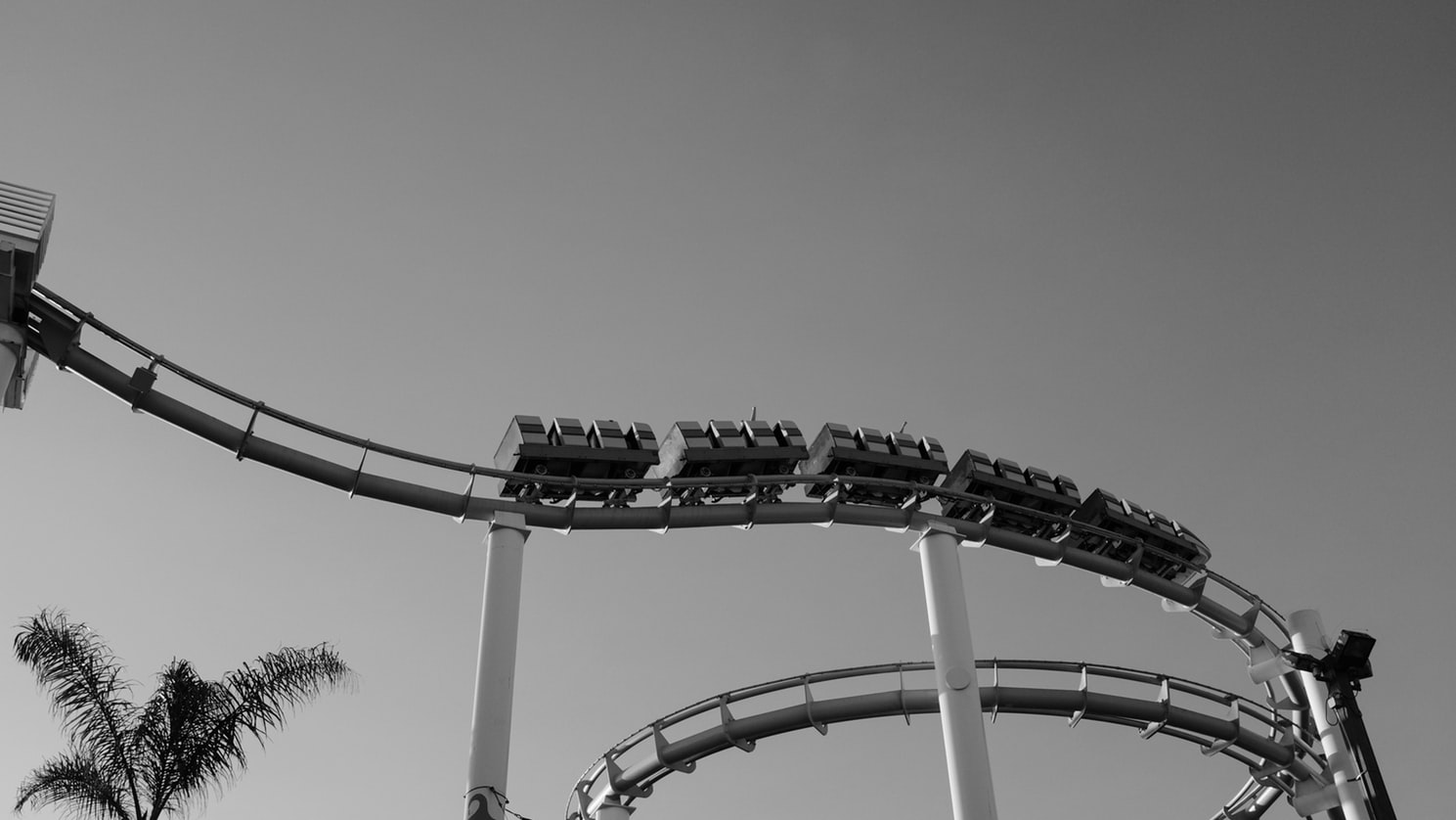 minimal roller coaster black and white