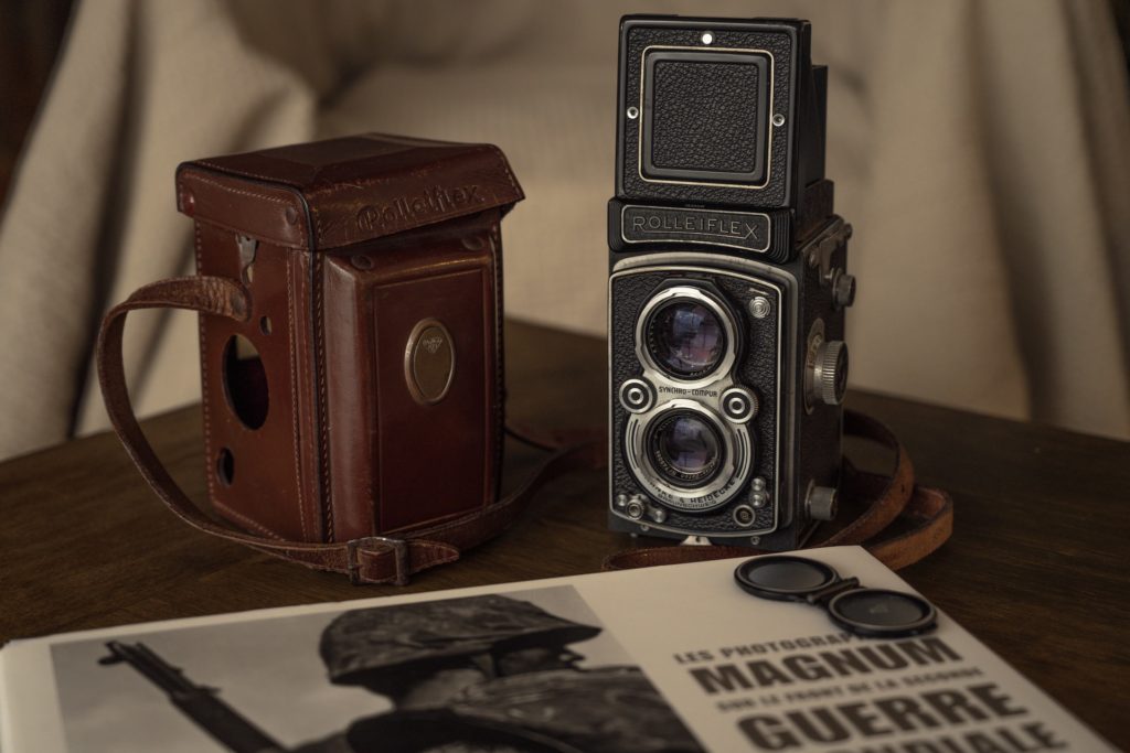 rolleiflex historical camera