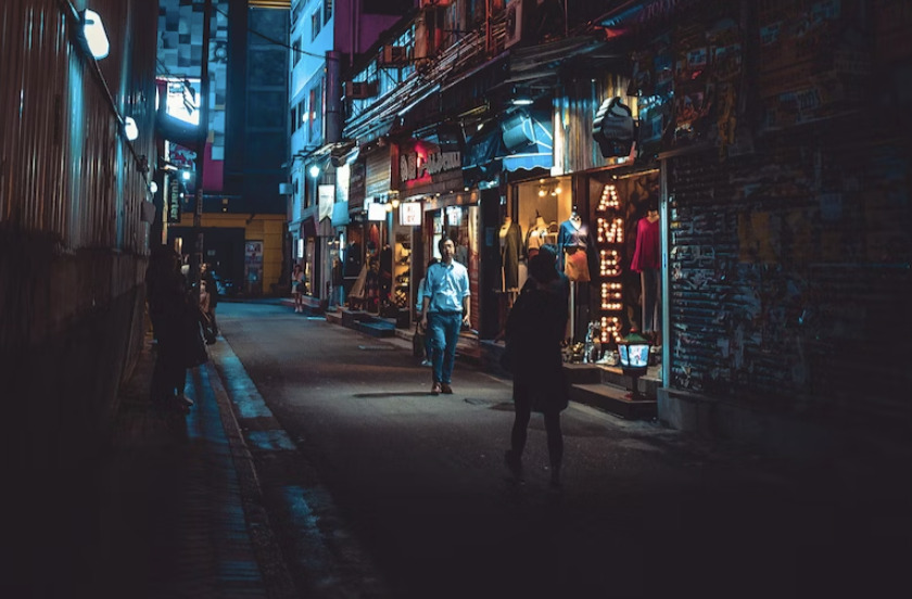 nighttime street photography