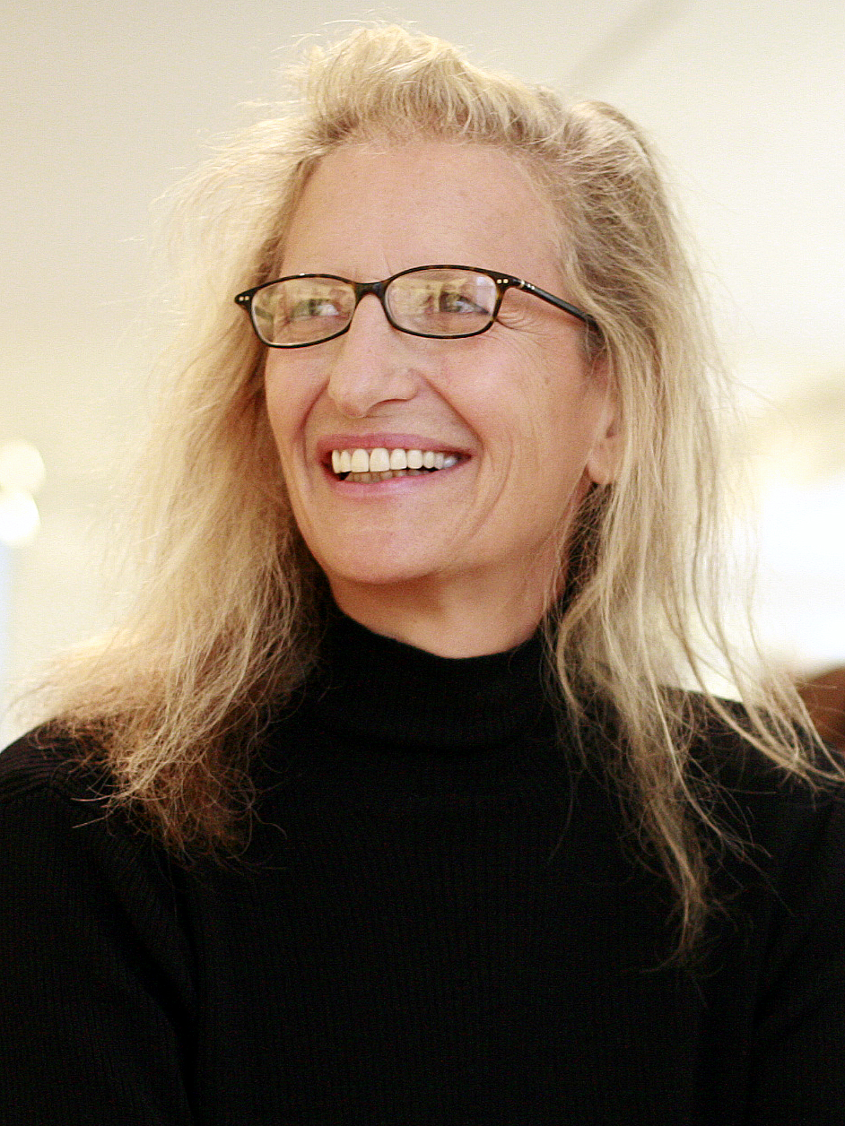 annie leibovitz famous portrait photographers