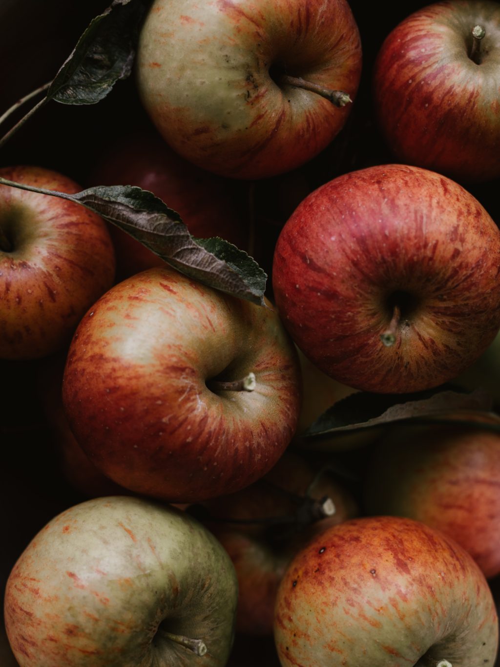 red apple closeup