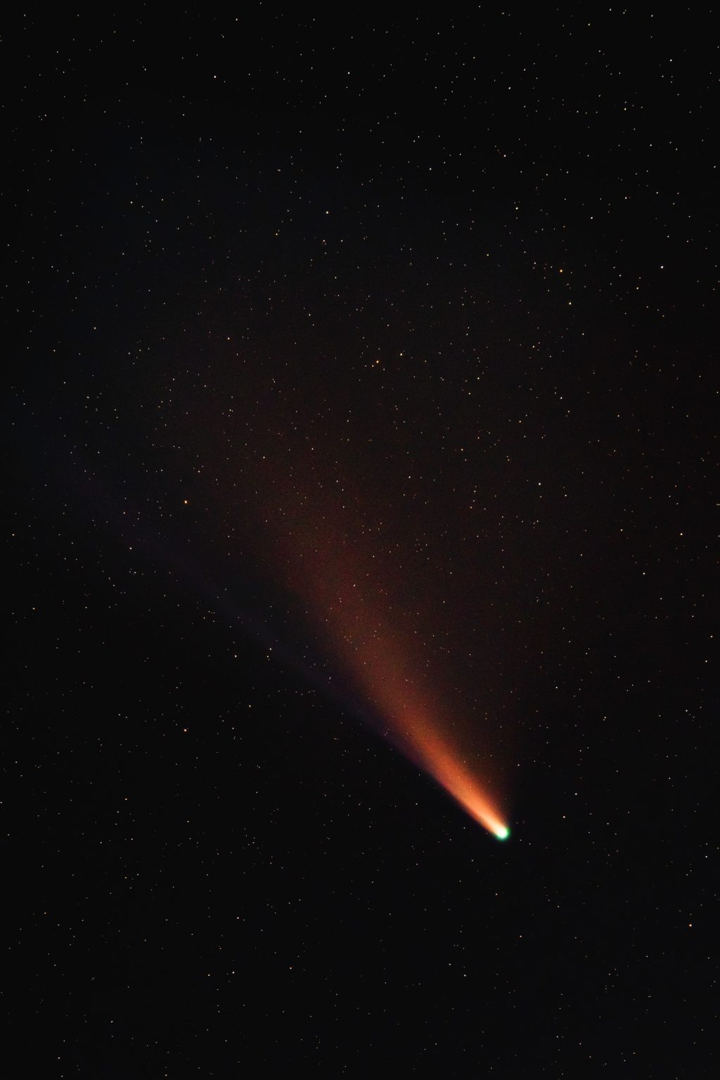 Close shot of neowise comet