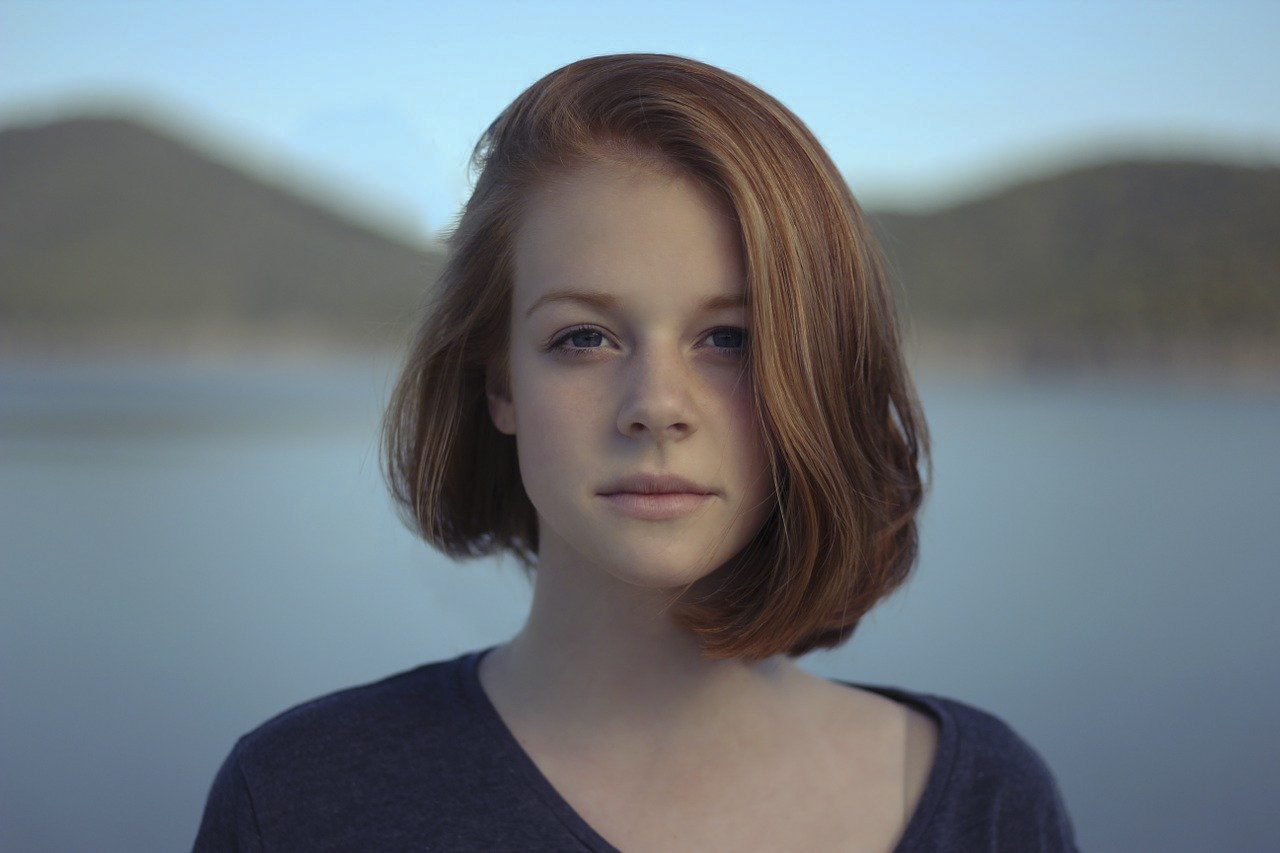 girl-919048_1280-2