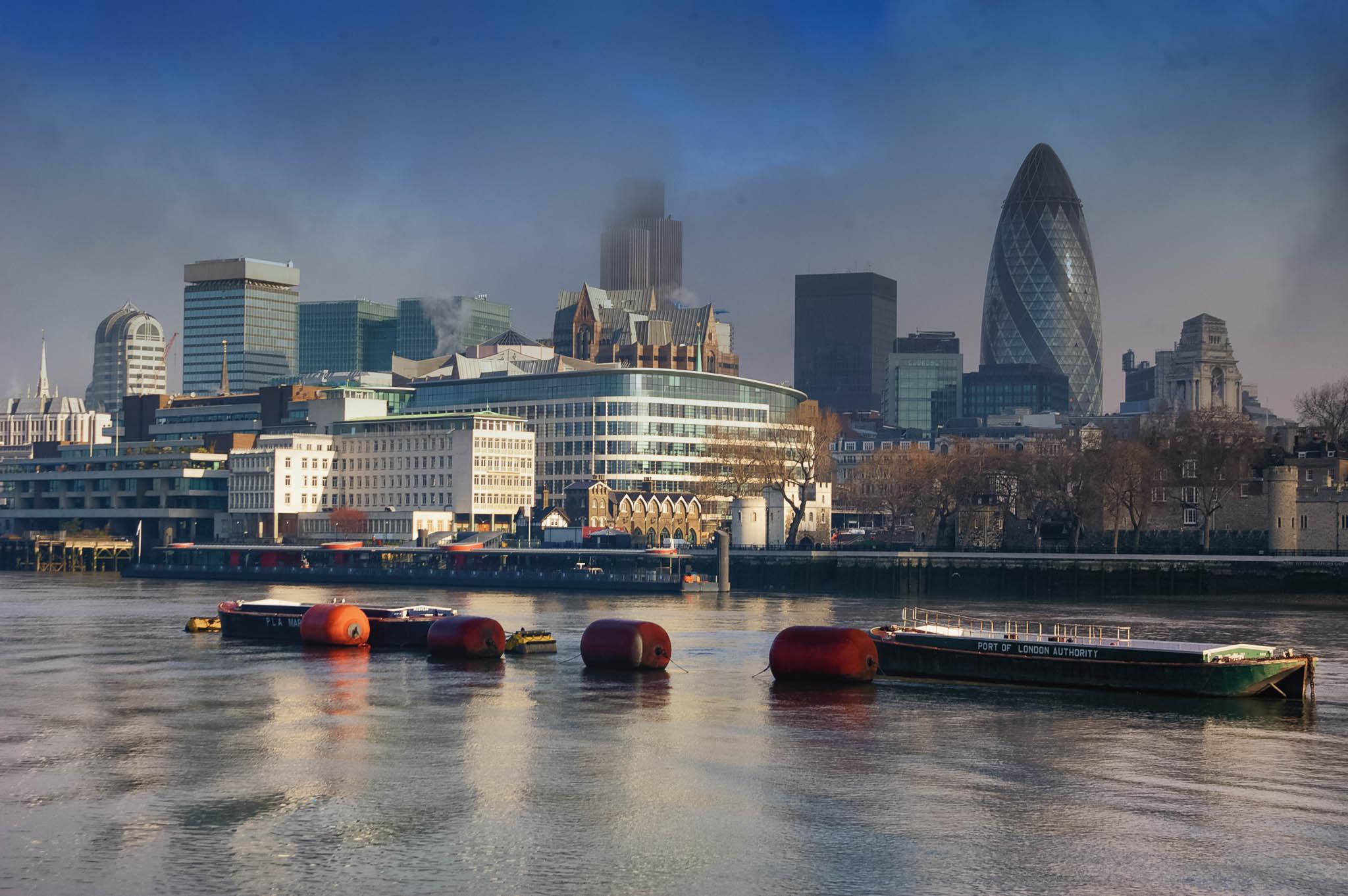 Image of London in the early 2000s taken with a Nikon d100