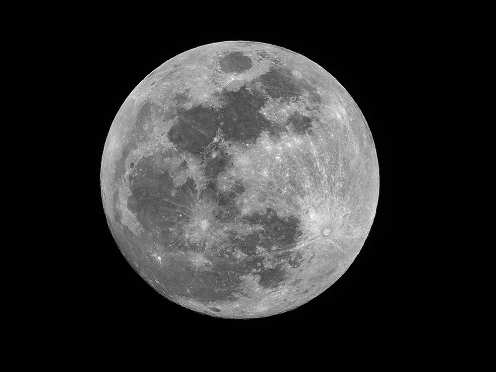 Moon Photography Guide for Beginners (using an Entry-level Camera and Kit  Lens) : 6 Steps (with Pictures) - Instructables