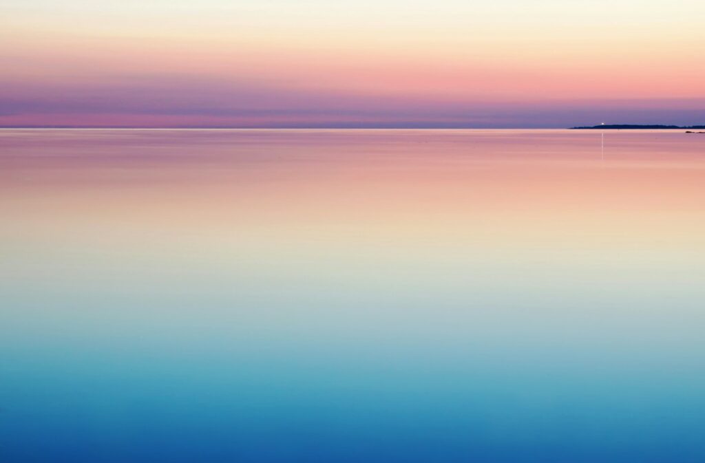 photo of blue and pink sea