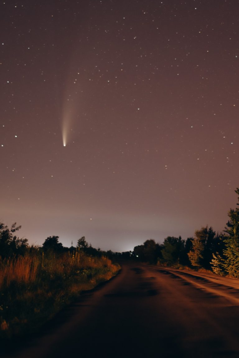 How To Photograph A Comet | Light Stalking