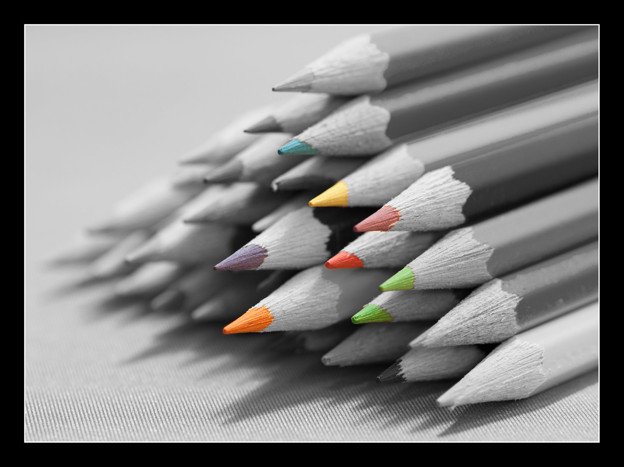 33 Fun Selective-Colour Photographs | Light Stalking
