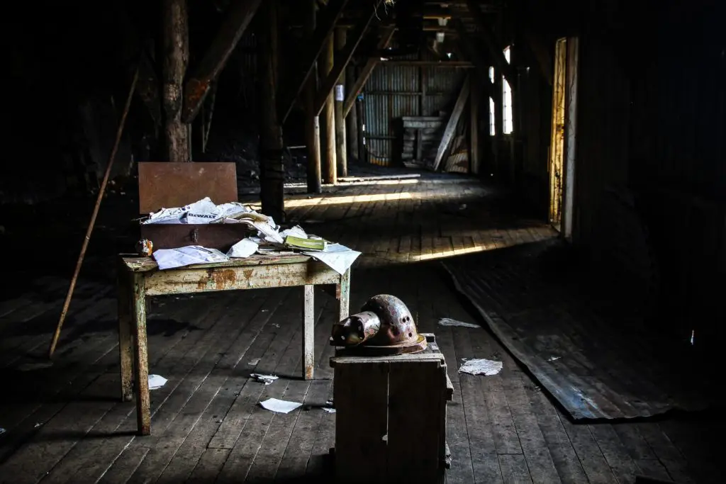 Interior of derelict building 